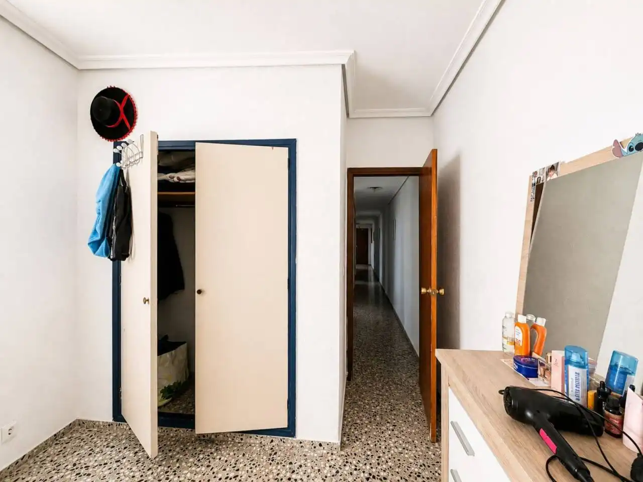 Piso con terraza en venta en Calle Villarreal, imagen 2