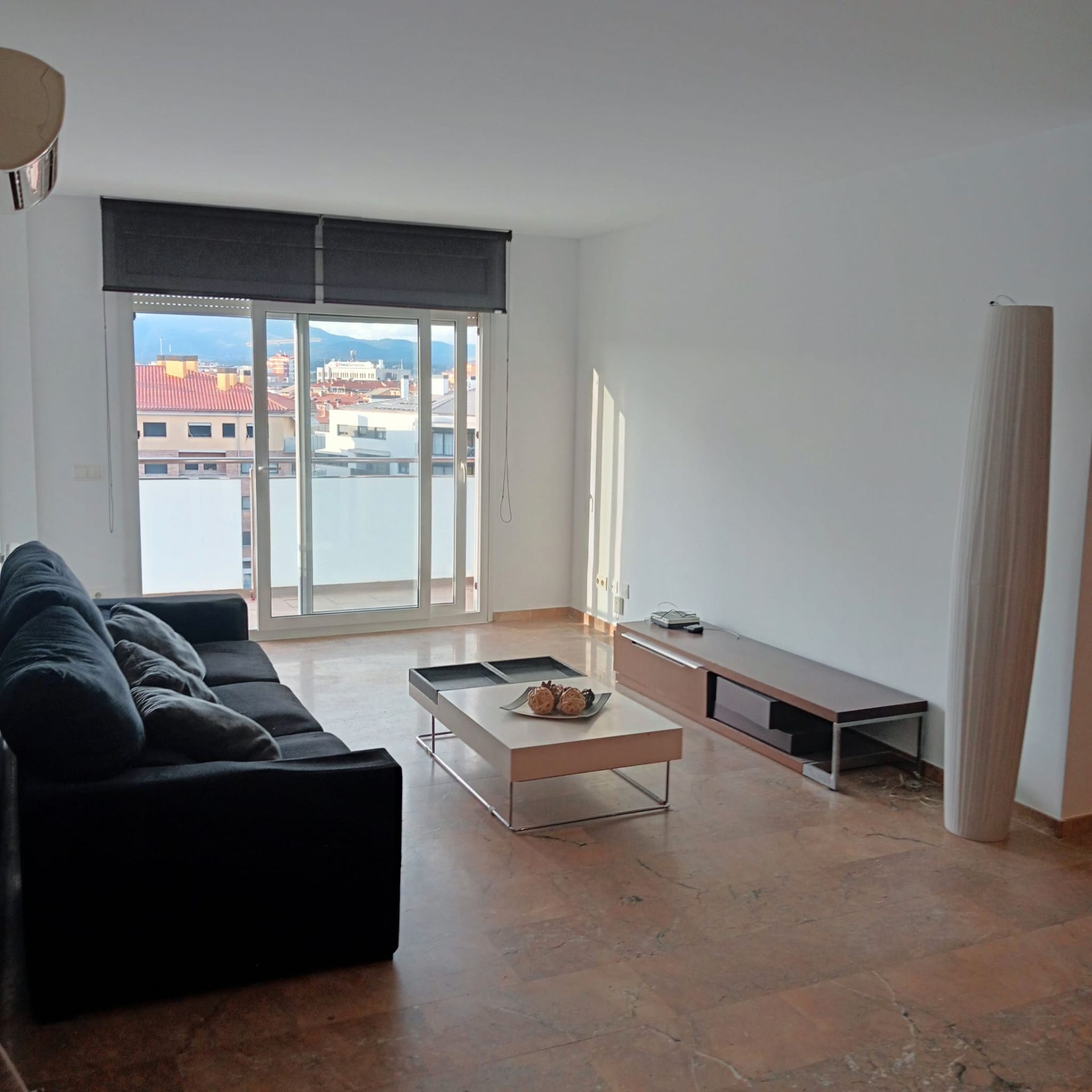 Sala de estar de Piso de alquiler en Girona Capital con Calefacción, Parquet y Amueblado