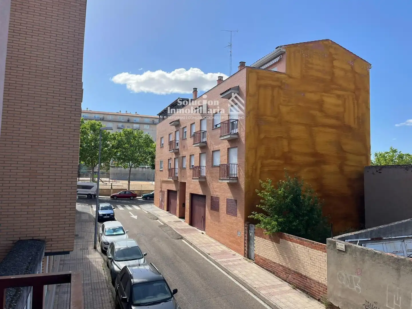 Vista exterior de Piso en venta en Salamanca con Calefacción, Terraza y Amueblado