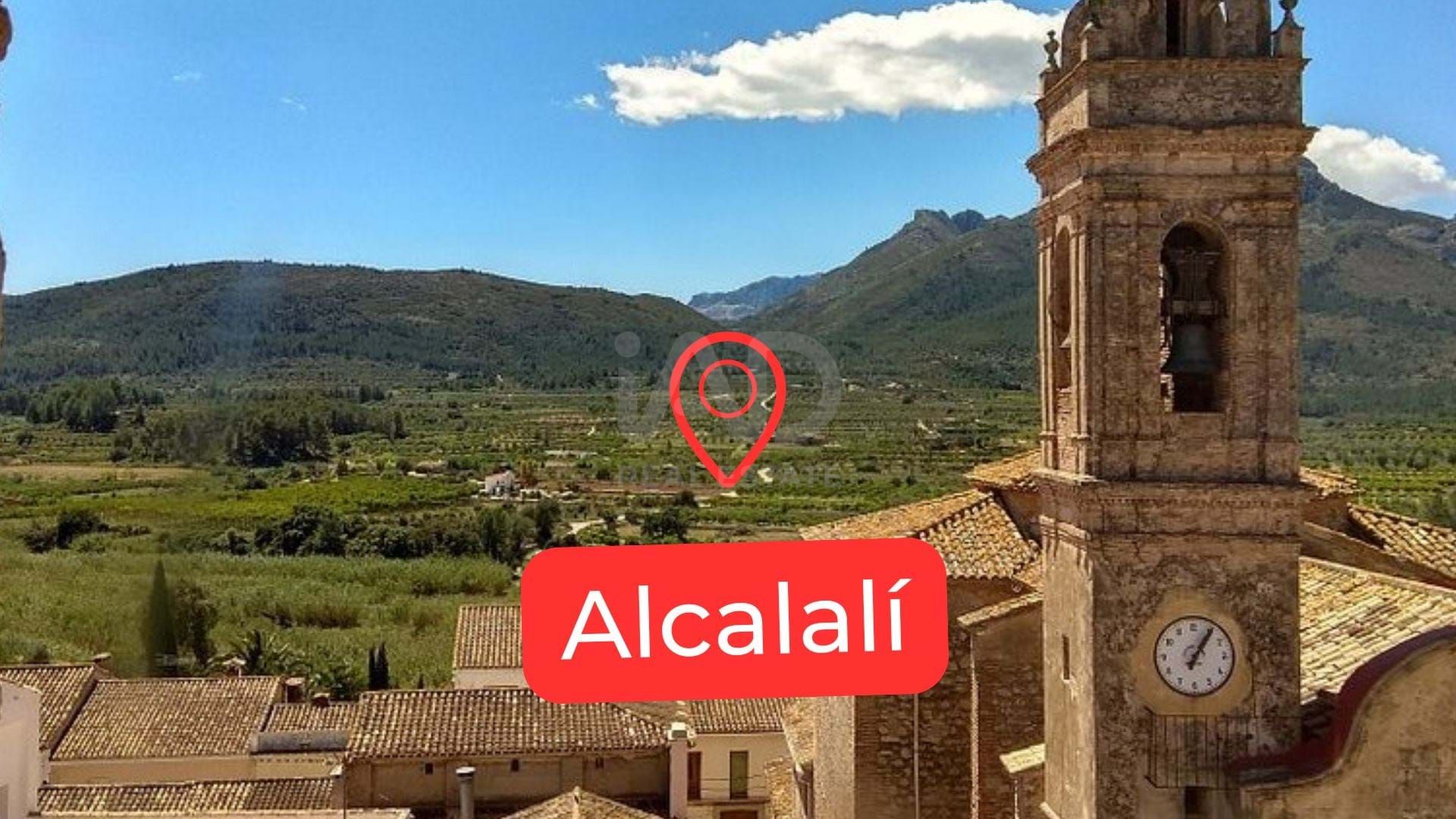 Vista exterior de Edifici en venda en Alcalalí