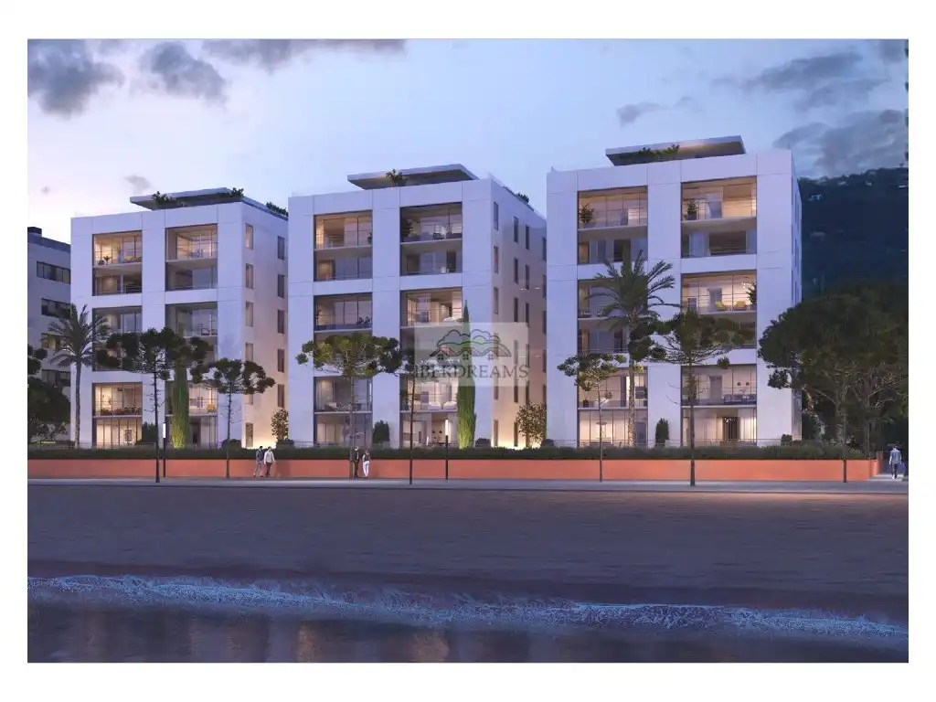 Apartamento con ascensor en venta en Passeig MARITIM 94, imagen 6