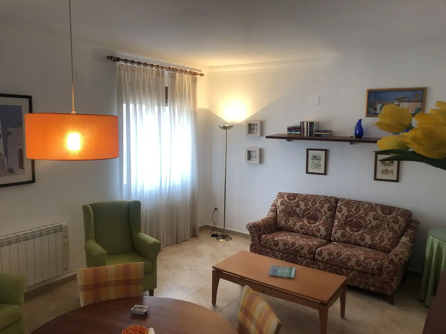 Sala de estar de Piso en venta en Hellín con Aire acondicionado, Calefacción y Trastero