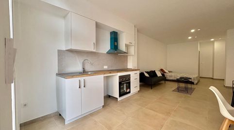 Foto 3 von Wohnung zum Verkauf in Calle Miramargaritas, Parque Victoria Eugenia, Málaga Capital