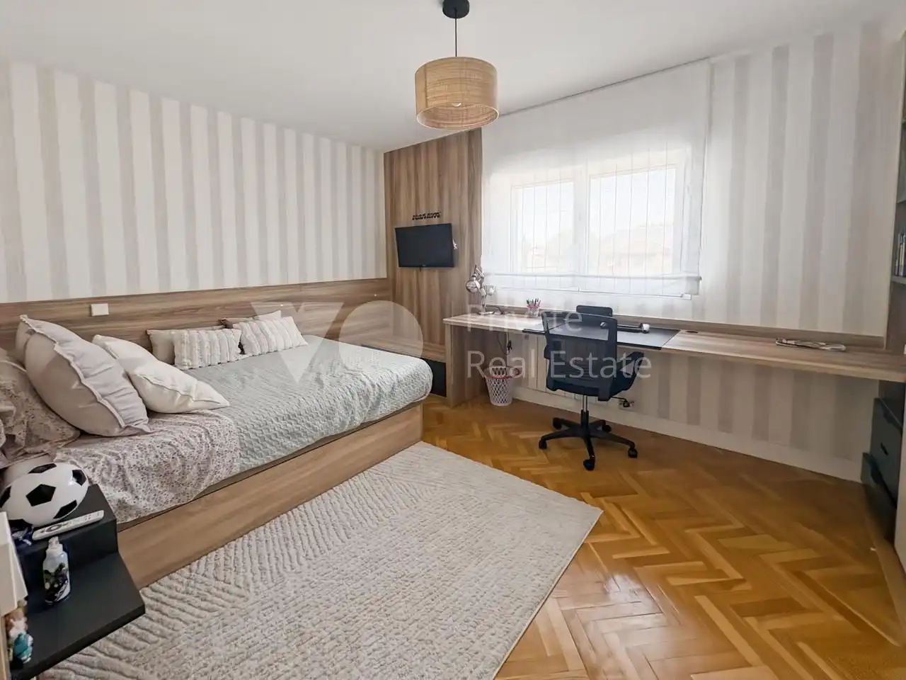Bedroom of Houses for sale in Boadilla del Monte  with Air Conditioner, Heating and Private garden