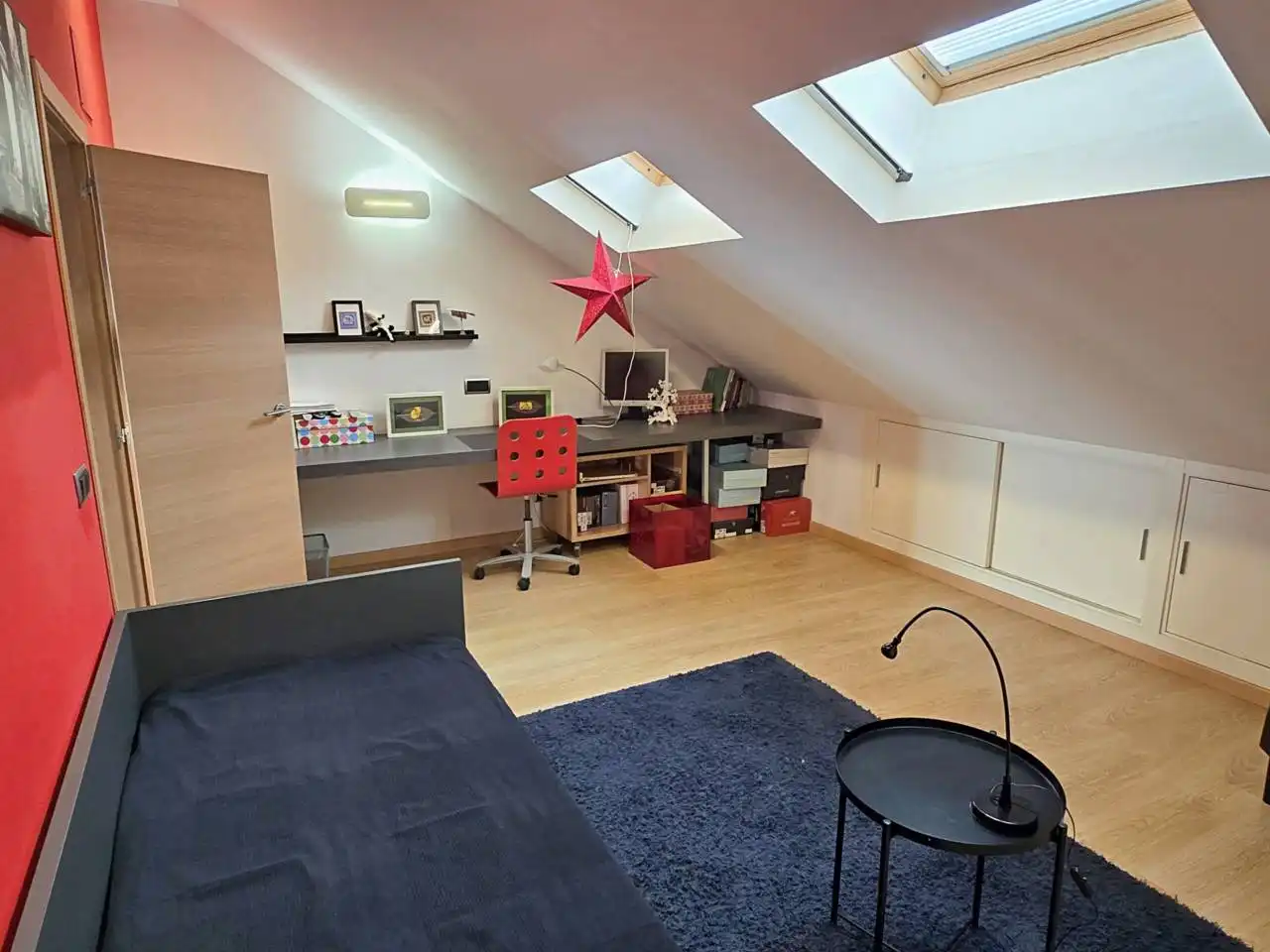 Schlafzimmer von Dachboden zum Verkauf in Valencia mit Klimaanlage, Heizung und Terrasse