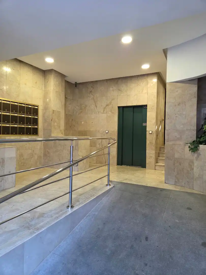 Piso con ascensor en alquiler en Avenida Fernando Calzadilla 15d, imagen 43