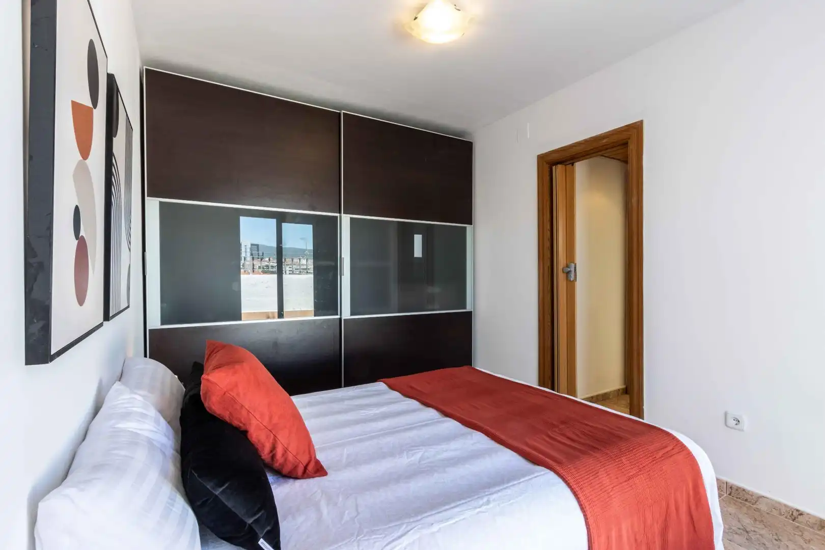 Schlafzimmer von Dachboden zum Verkauf in Terrassa mit Klimaanlage, Heizung und Terrasse