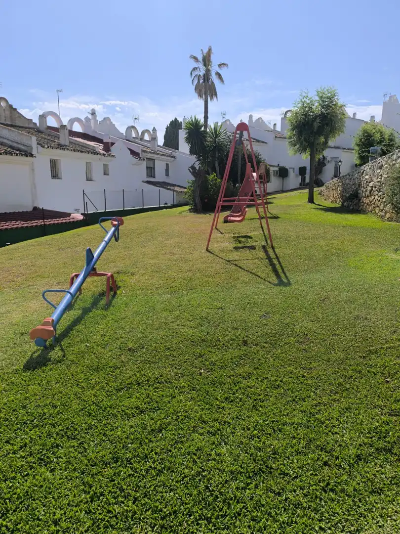 Einfamilien-Reihenhaus zur Miete in Reserva de Marbella