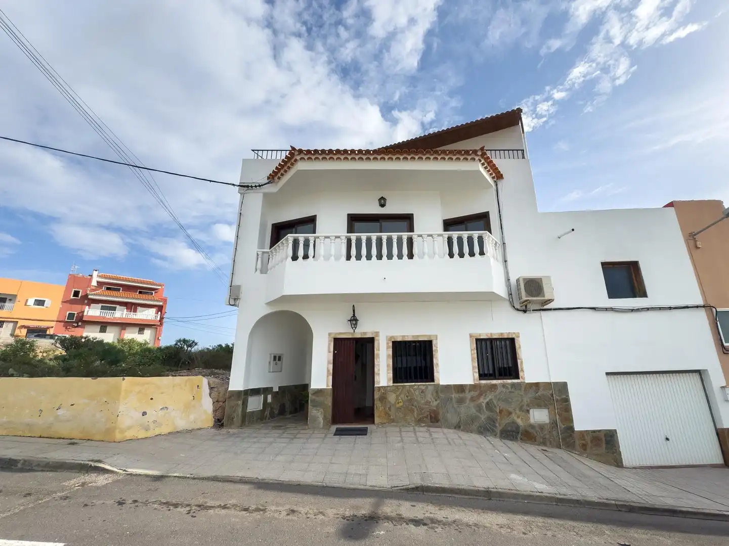 Vista exterior de Piso en venta en Granadilla de Abona