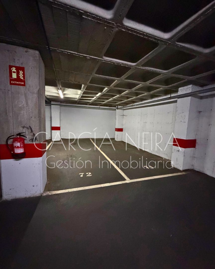 Parking of Garage for sale in León Capital 