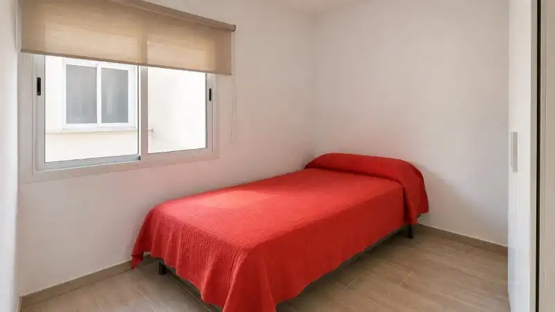 Habitación de Piso en venta en Málaga con Aire acondicionado y Calefacción