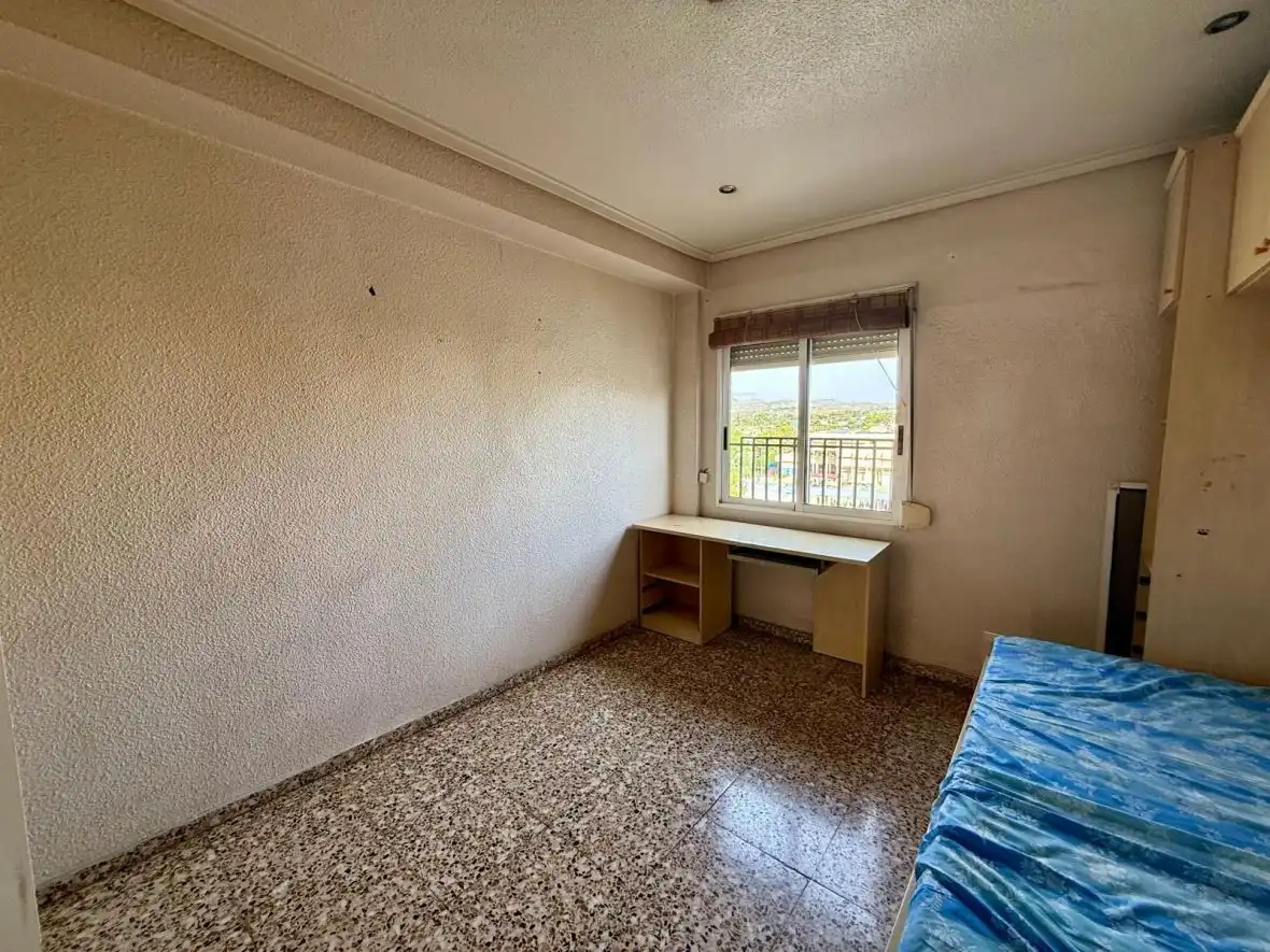 Bedroom of Flat for sale in Elche / Elx