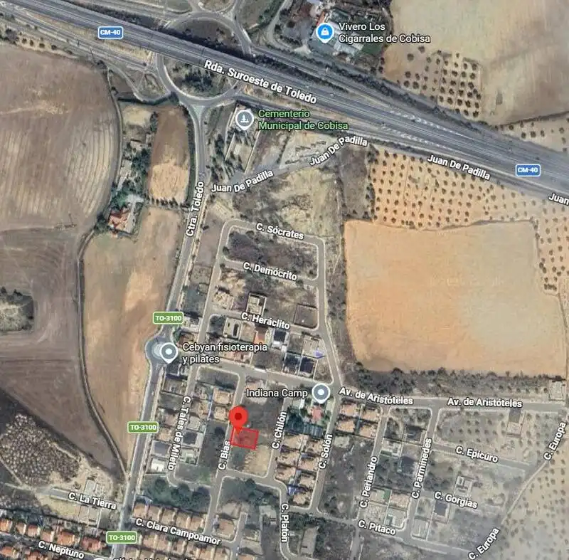 Terreny residencial en venda a Cobisa