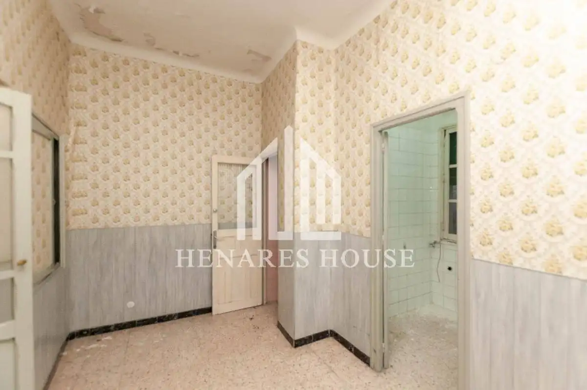 Dormitori de Casa o xalet en venda en Alcalá de Henares amb Calefacció