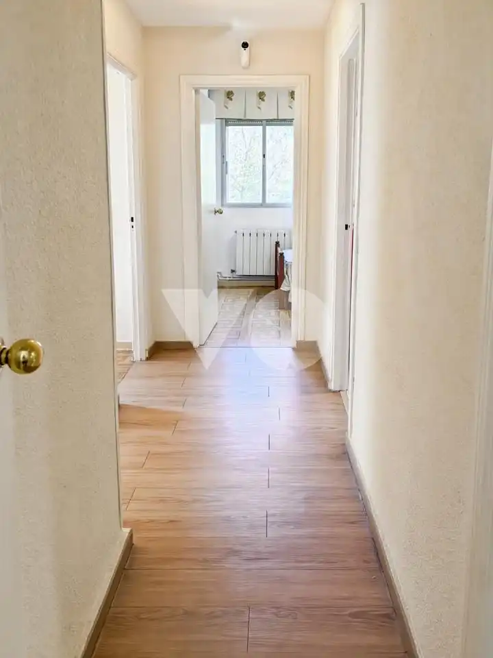 Piso en venta en Madrid con Calefacción y Terraza