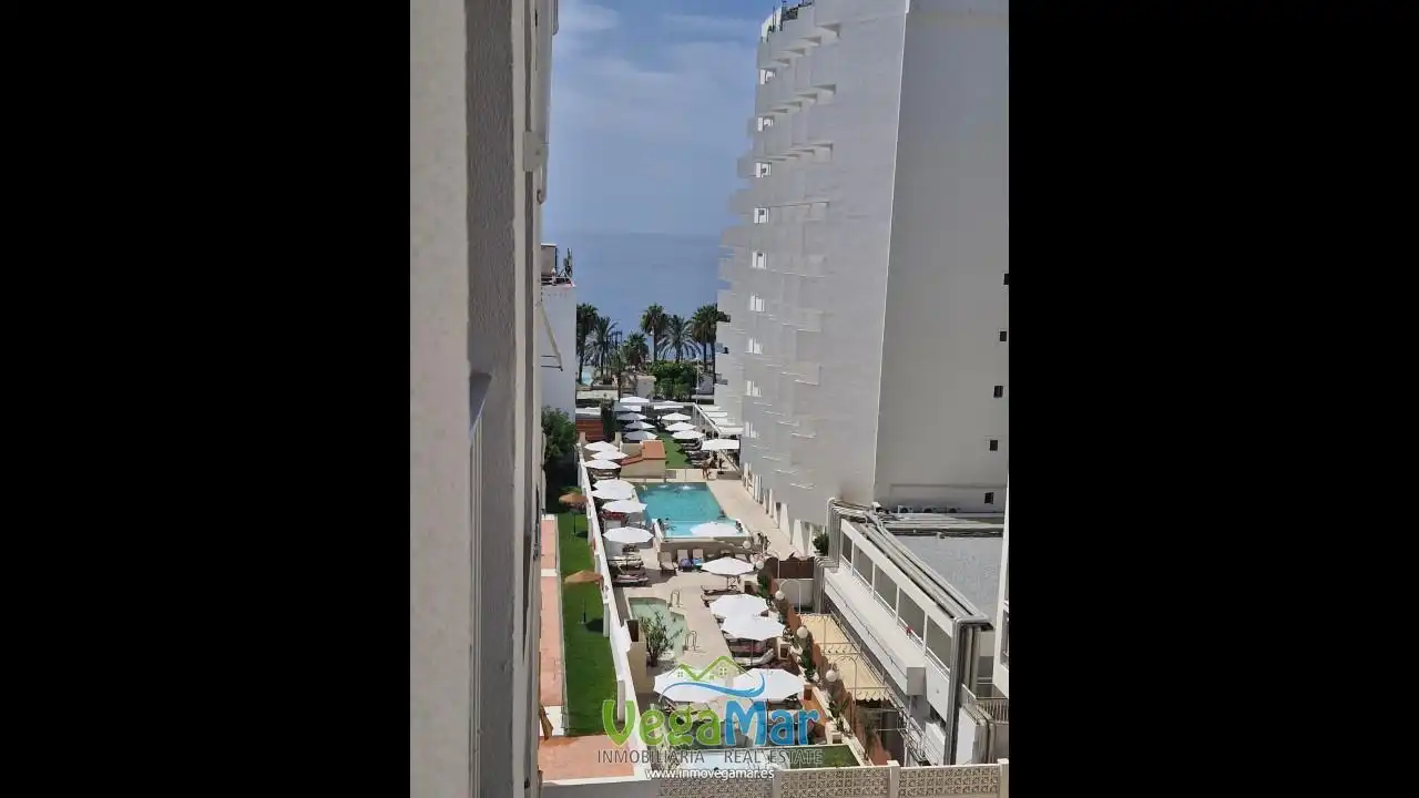 Flat with lift for sale in Avenida Amelia Sánchez de Alcázar, imagen 3