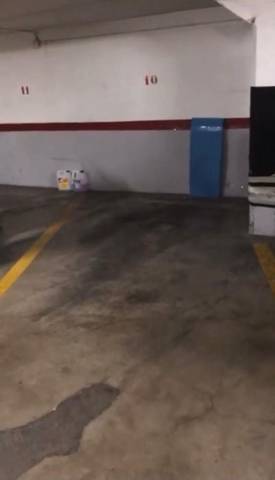 Garaje en Alquiler en Barri de les Corts