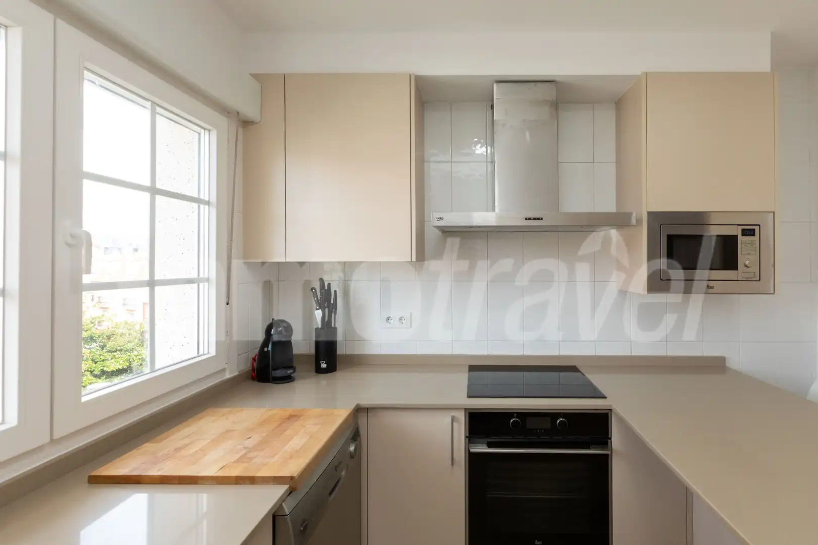 Kitchen of Flat for rent in Sanxenxo  with Heating, Parquet flooring and Furnished