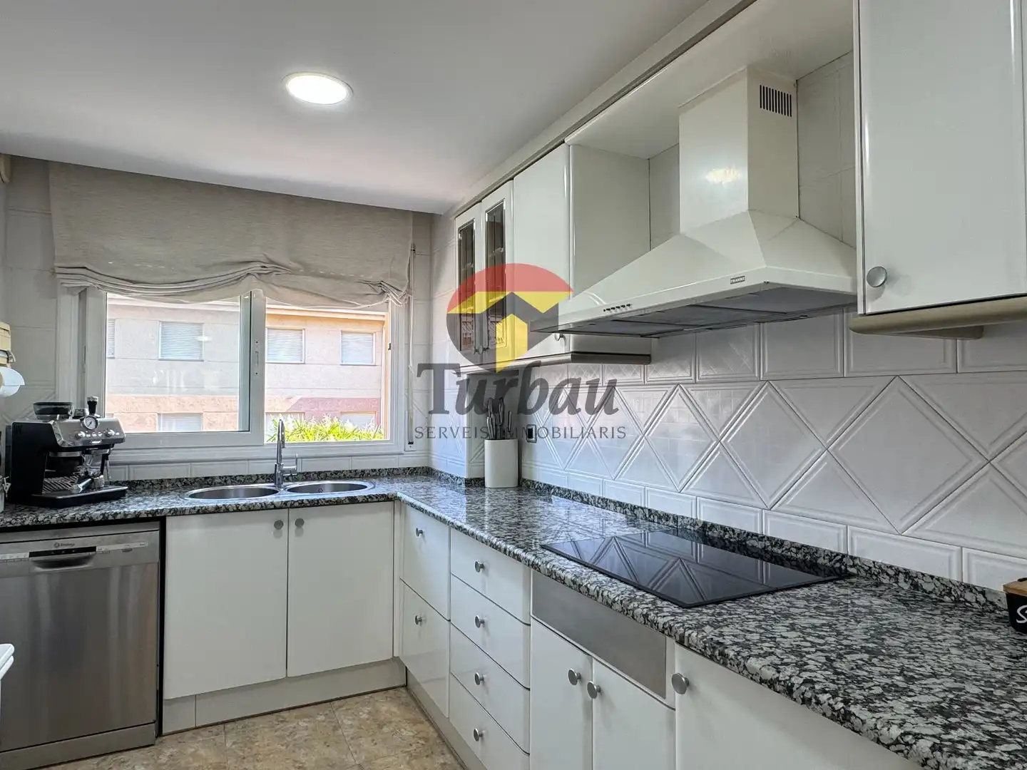Kitchen of Flat for sale in Tossa de Mar  with Air Conditioner, Heating and Terrace