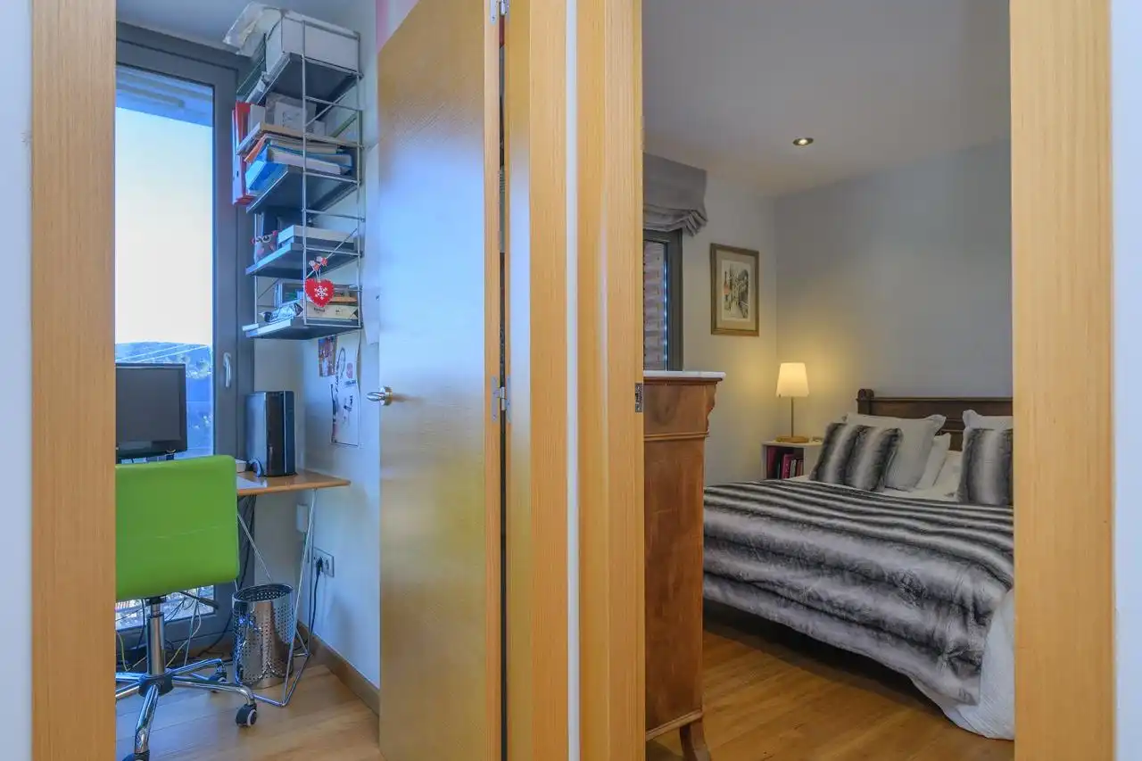 Habitación de Casa o chalet en venta en Vallirana con Aire acondicionado y Balcón