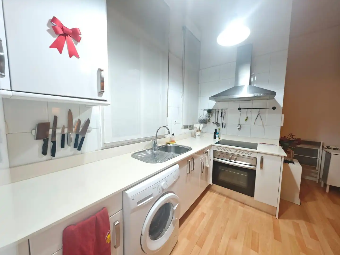 Cuina de Apartament de lloguer en Madrid amb Calefacció