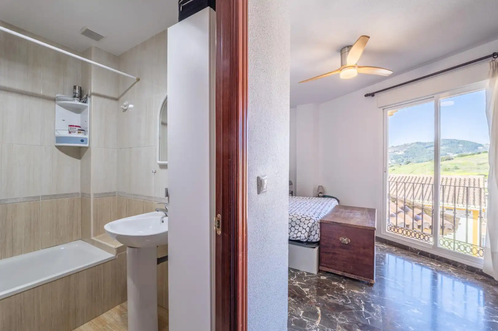 Bedroom of Houses for sale in Almuñécar