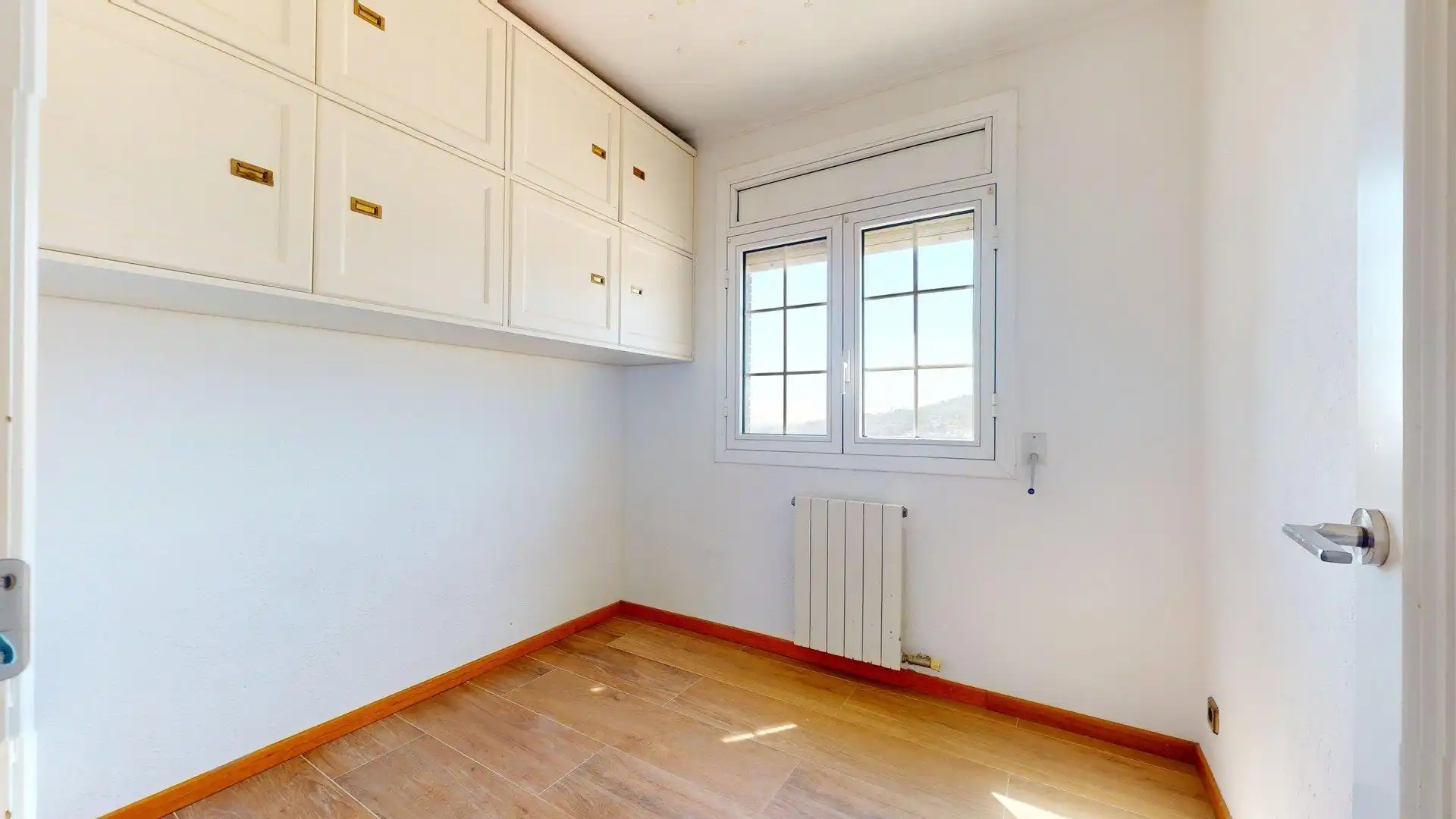 Dormitori de Casa o xalet en venda en Sant Boi de Llobregat amb Aire condicionat, Calefacció i Jardí privat
