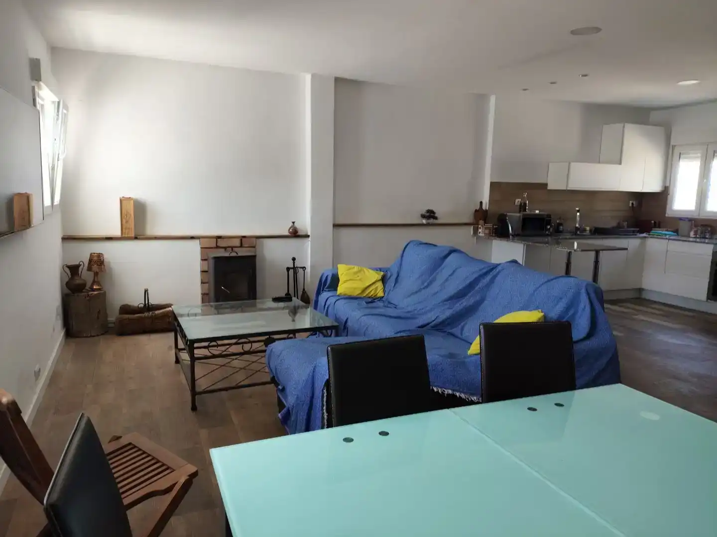 Sala d'estar de Casa o xalet en venda en Torrent amb Aire condicionat, Jardí privat i Traster
