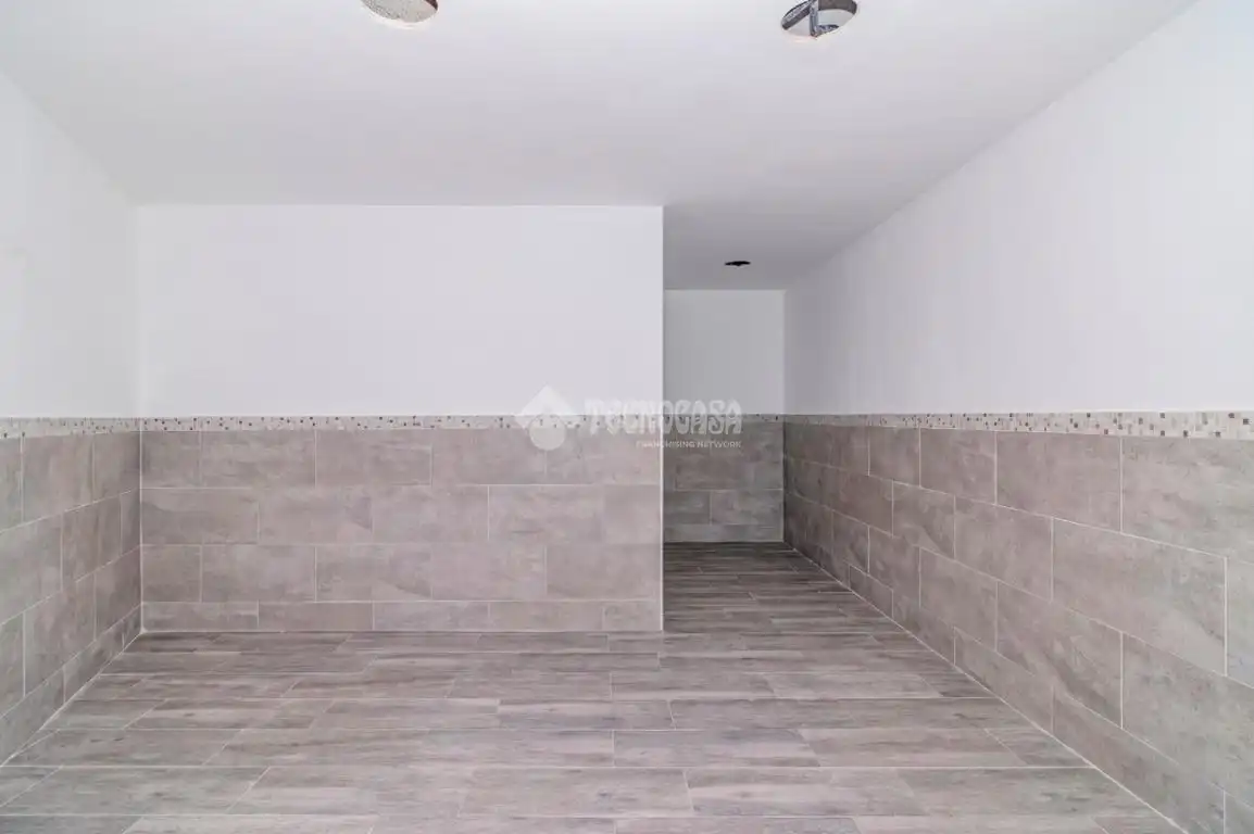 Casa adosada en venda en Loja amb Terrassa