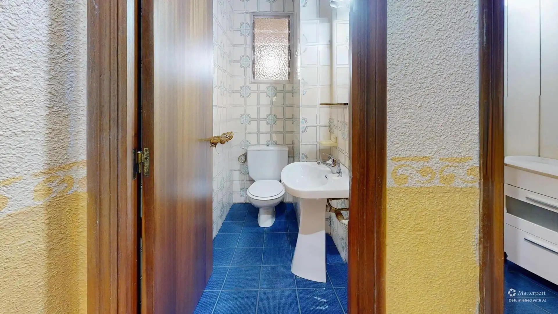 Baño de Piso en venta en Elche / Elx con Aire acondicionado