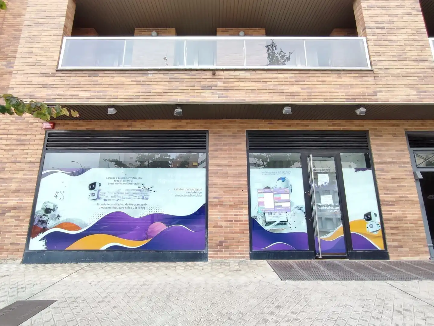 Local comercial de lloguer a Juan Pablo II, imagen 2