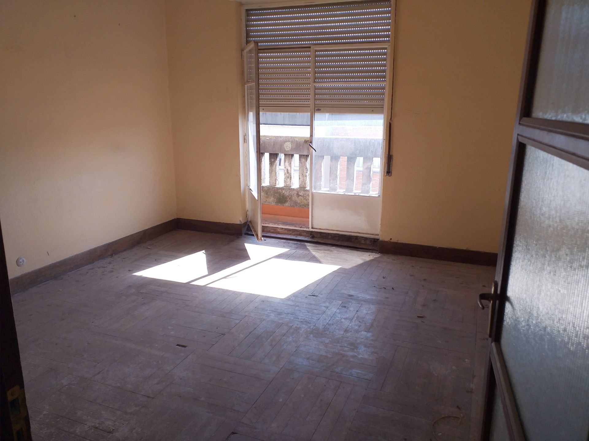 Dormitori de Pis en venda en Santander amb Parquet i Terrassa