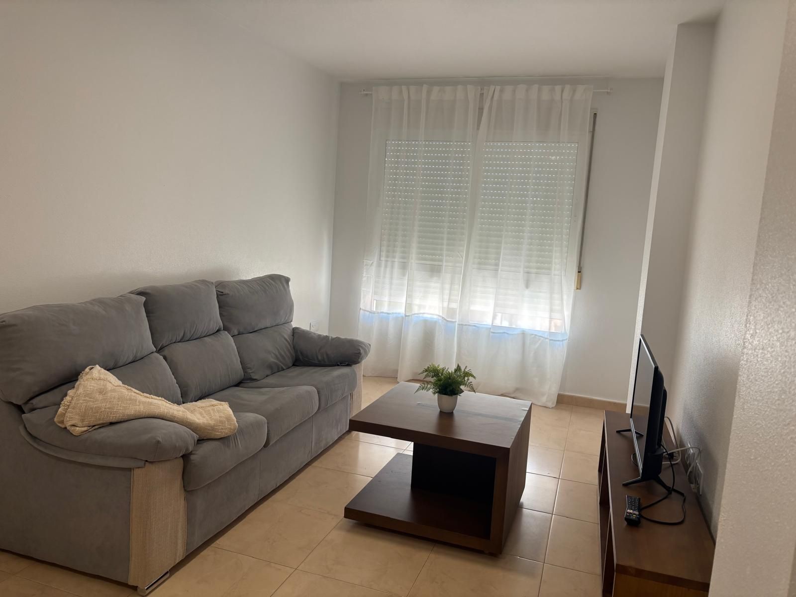 Sala de estar de Apartamento de alquiler en  Murcia Capital con Aire acondicionado, Trastero y Amueblado