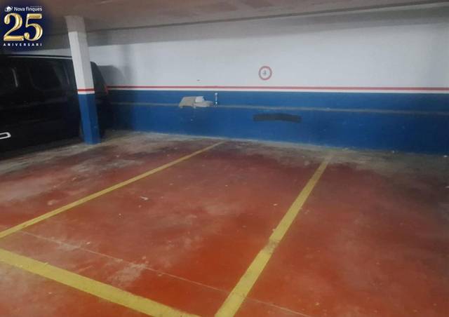 Garaje en Alquiler en Poble - Casc Antic