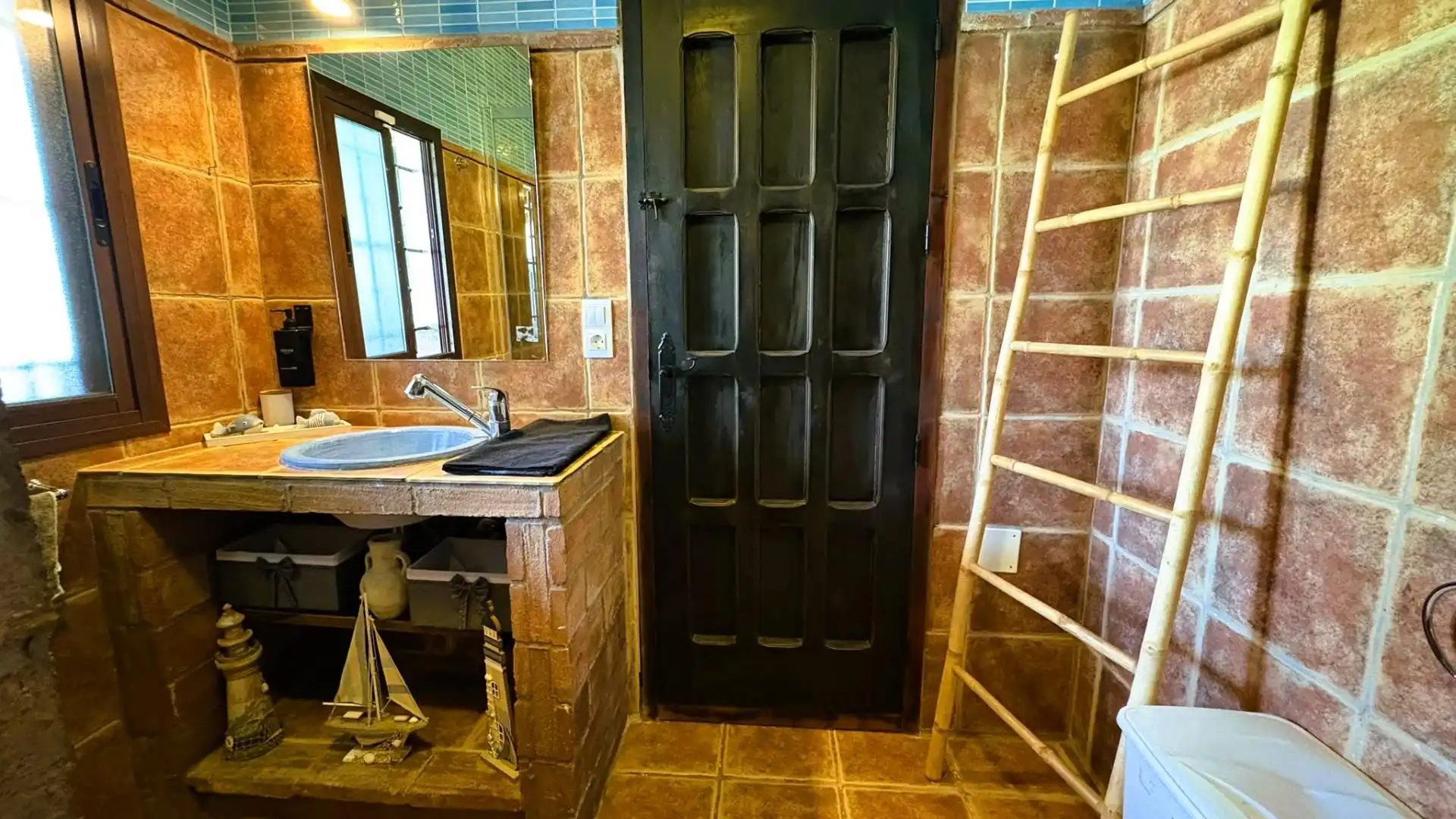 Bany de Casa o xalet en venda en Arcos de la Frontera amb Jardí privat i Piscina