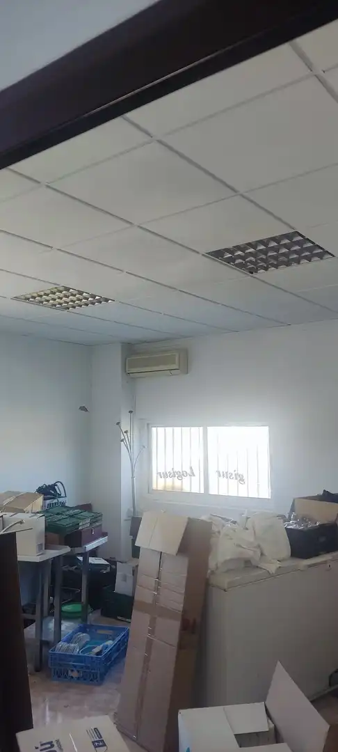Oficina de alquiler en Totana con Aire acondicionado, Calefacción y Trastero