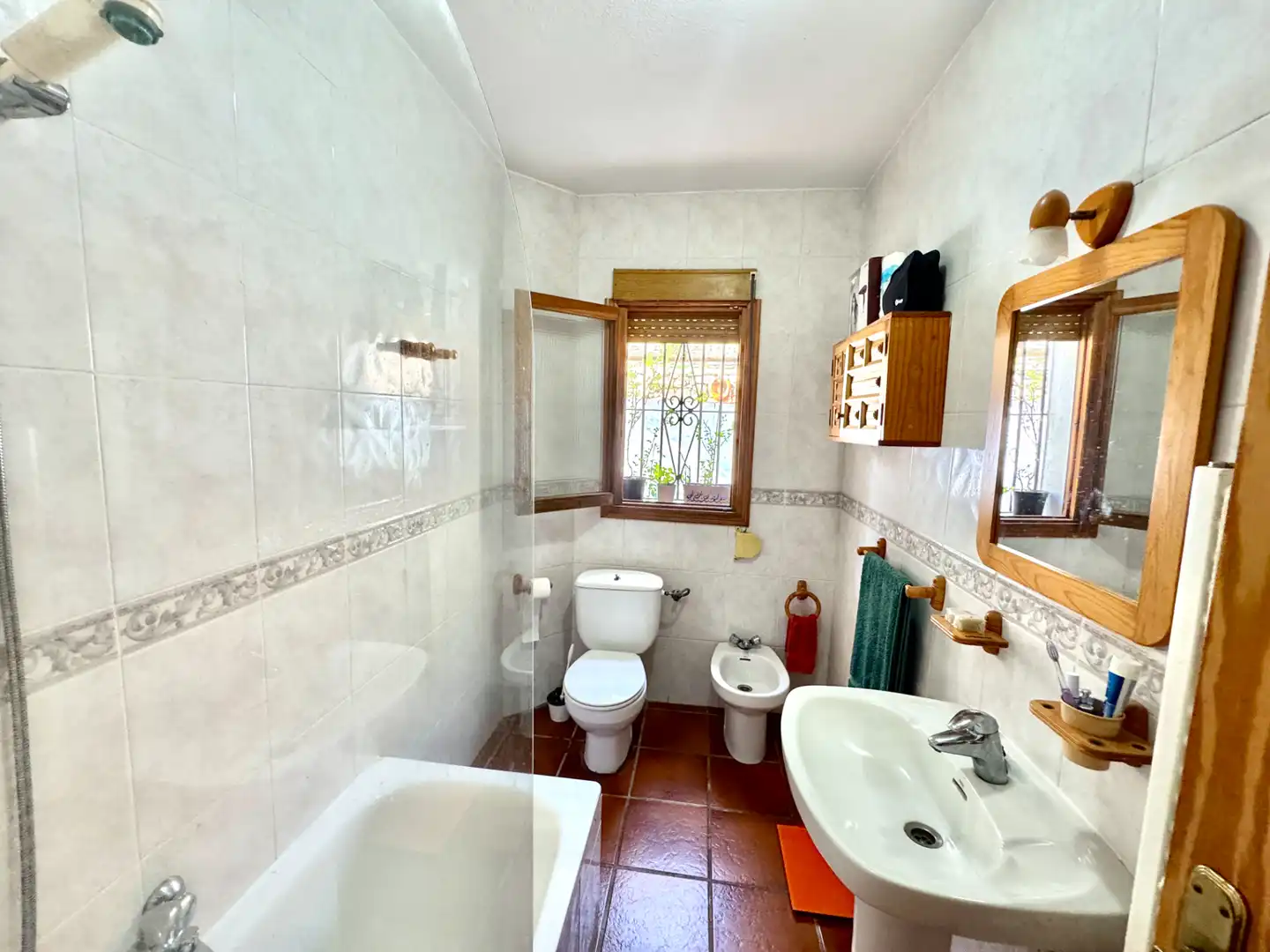 Baño de Casa o chalet en venta en Bérchules con Calefacción, Jardín privado y Terraza