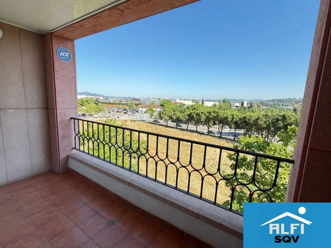 Vista exterior de Dúplex en venta en Sant Quirze del Vallès con Calefacción, Parquet y Terraza