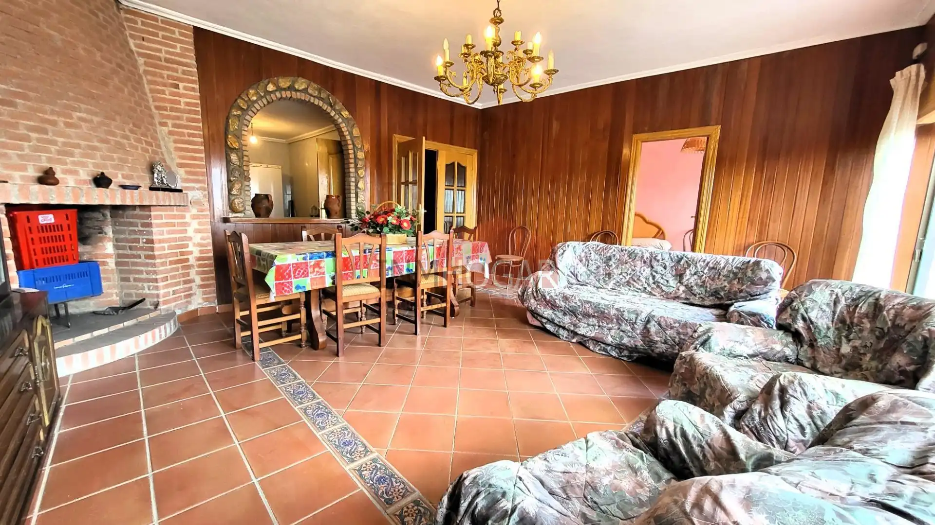 Sala de estar de Casa o chalet en venta en Aldeaseca de la Frontera con Terraza, Amueblado y Balcón