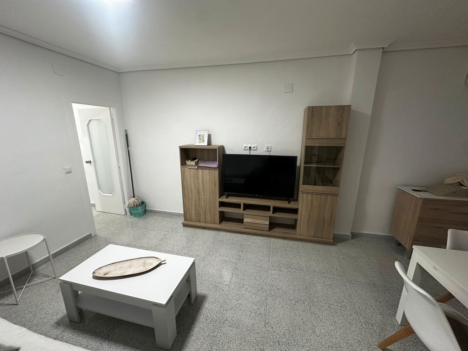 Living room of Flat to share in  Jaén Capital  with Air Conditioner, Furnished and Balcony