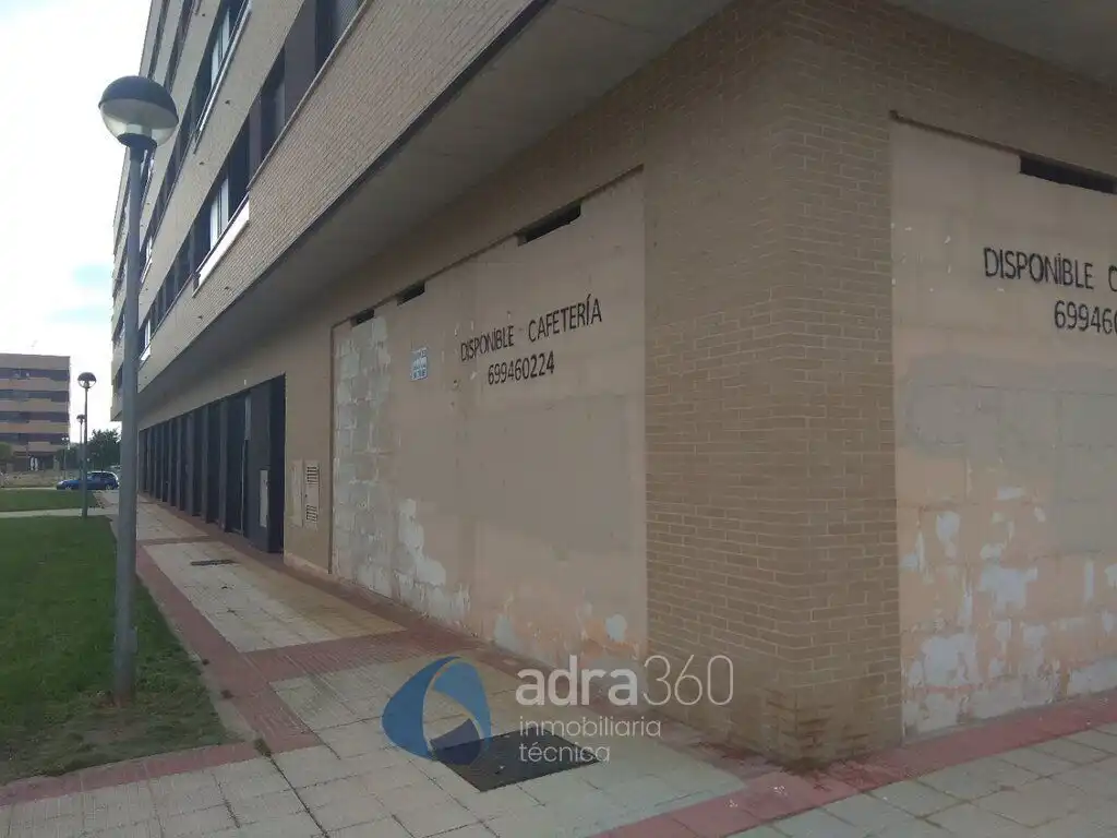 Local de alquiler en  Logroño