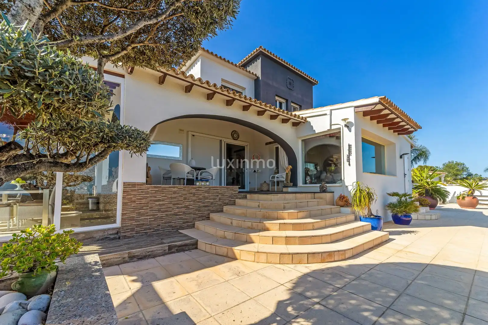 Detached house with pool for sale in La Empedrola, imagen 2
