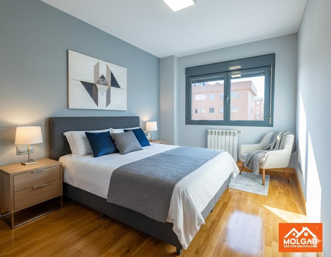 Bedroom of Flat for sale in San Sebastián de los Reyes  with Air Conditioner, Heating and Private garden