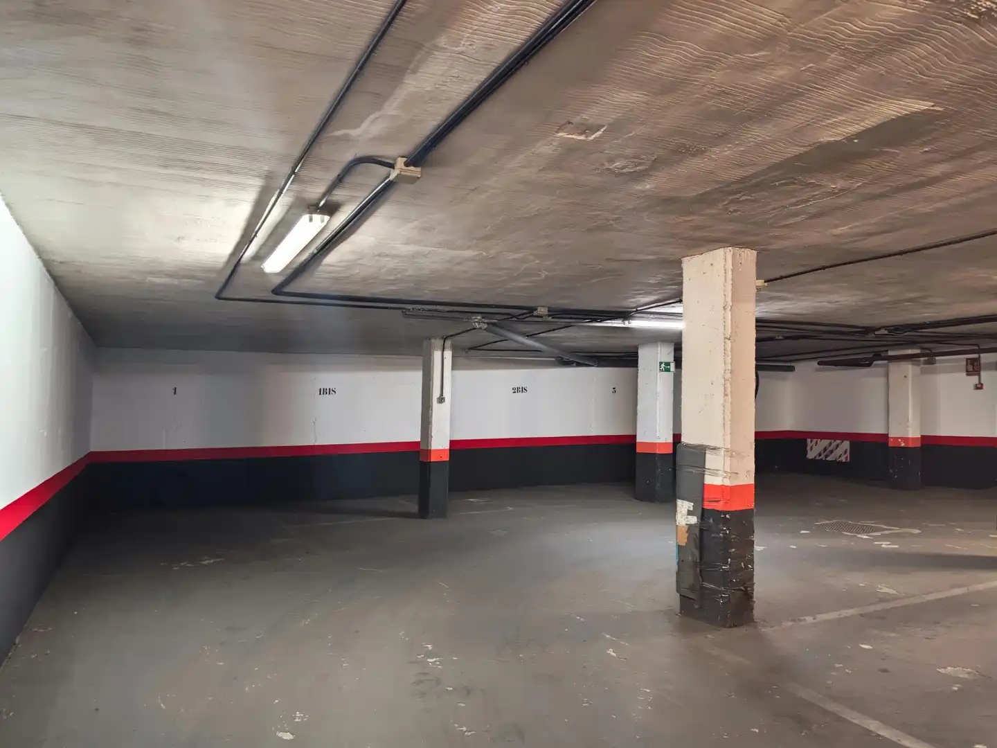 Parking de Piso de alquiler en Madrid con Aire acondicionado, Calefacción y Amueblado