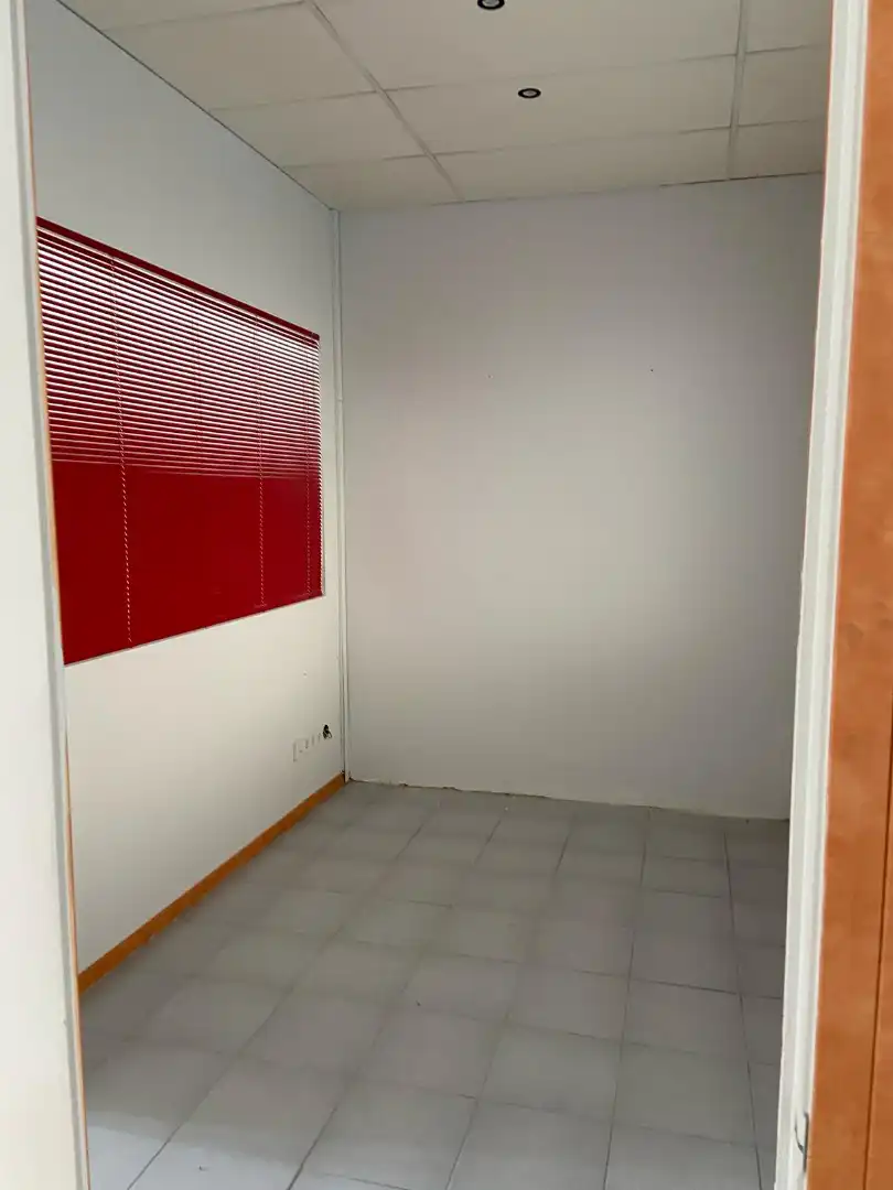 Business premises for sale in Carrer de les Lloses, imagen 11