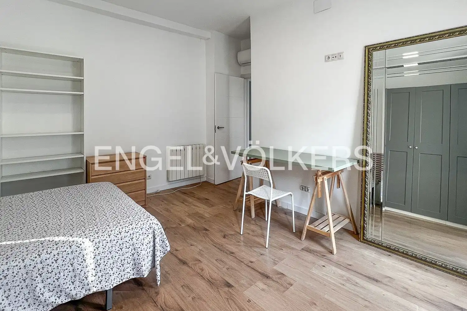 Bedroom of Houses for rent in Alfafar  with Air Conditioner, Heating and Private garden