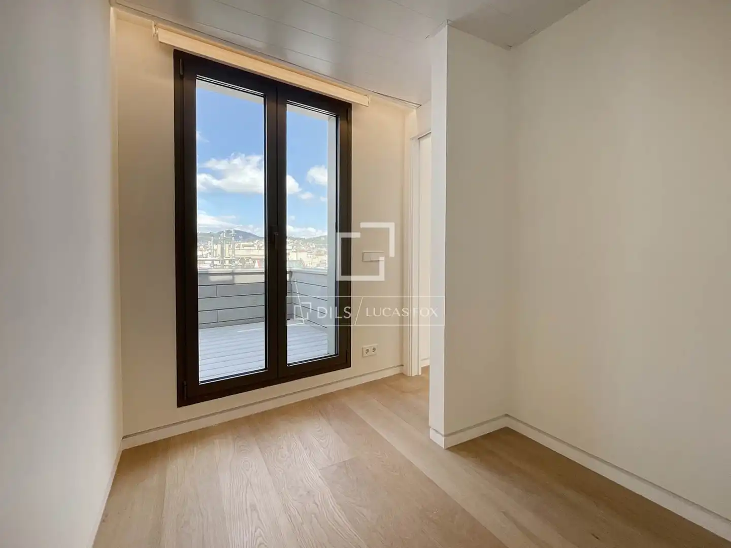 Balcony of Attic for sale in Barcelona  with Air Conditioner, Terrace and Swimming Pool