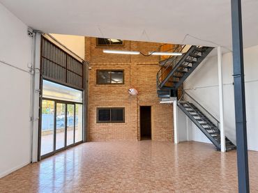 Industrial building to rent in Catarroja