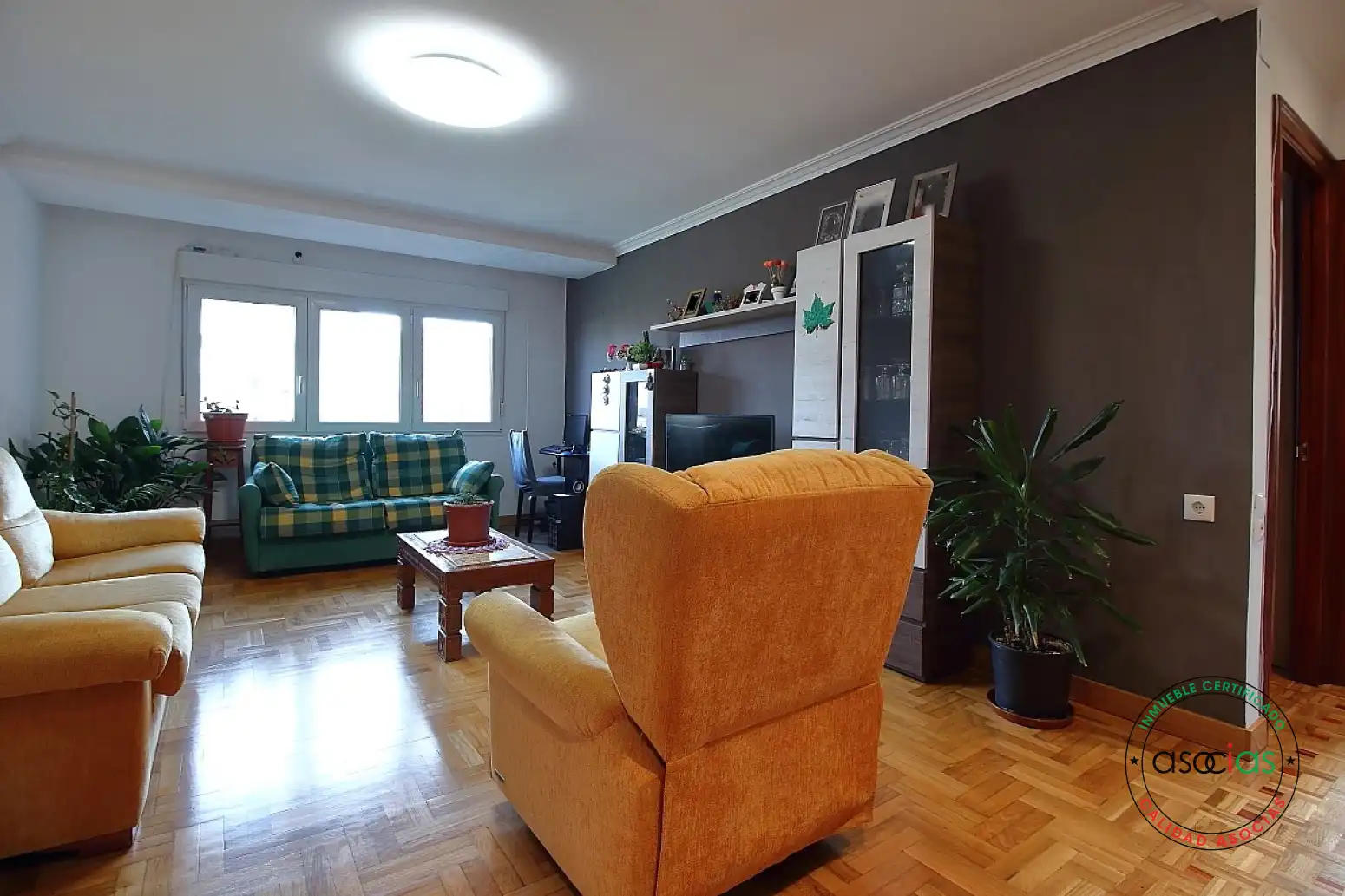 Sala d'estar de Pis en venda en Gijón  amb Calefacció i Parquet