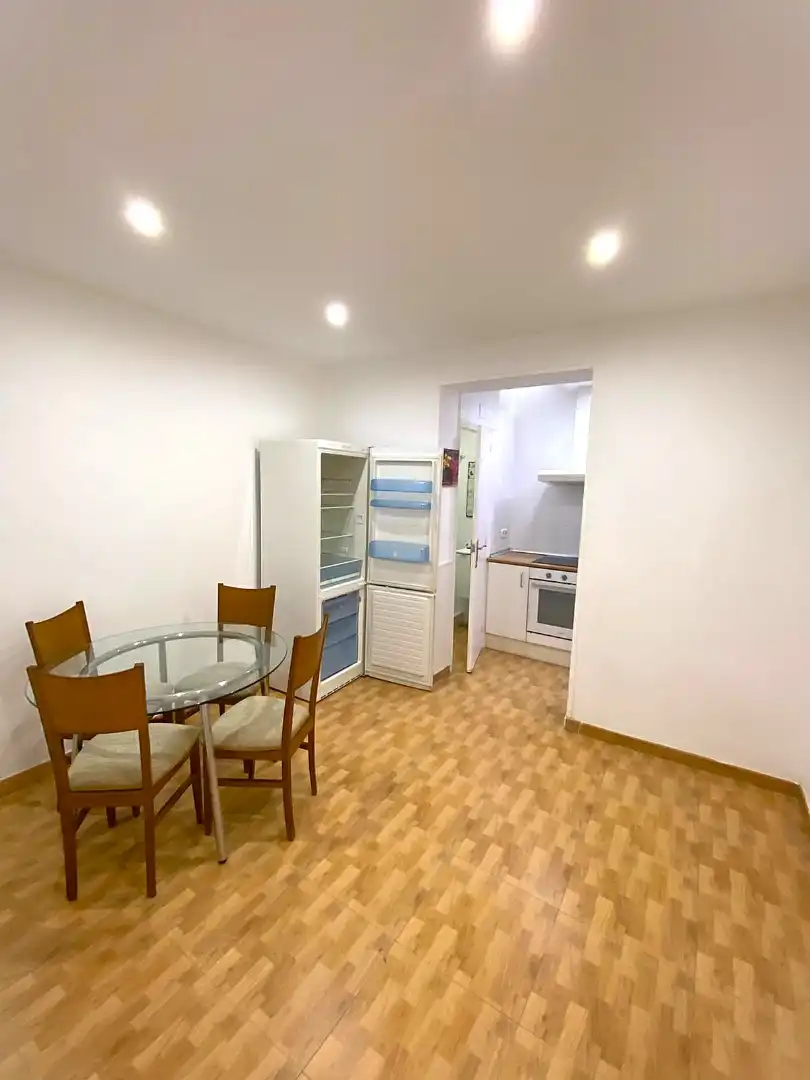 Wohnung zur Miete in Carrer de Berlín, Barri de les Corts